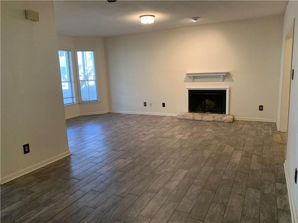 2529 Rio Grande St - Photo 1