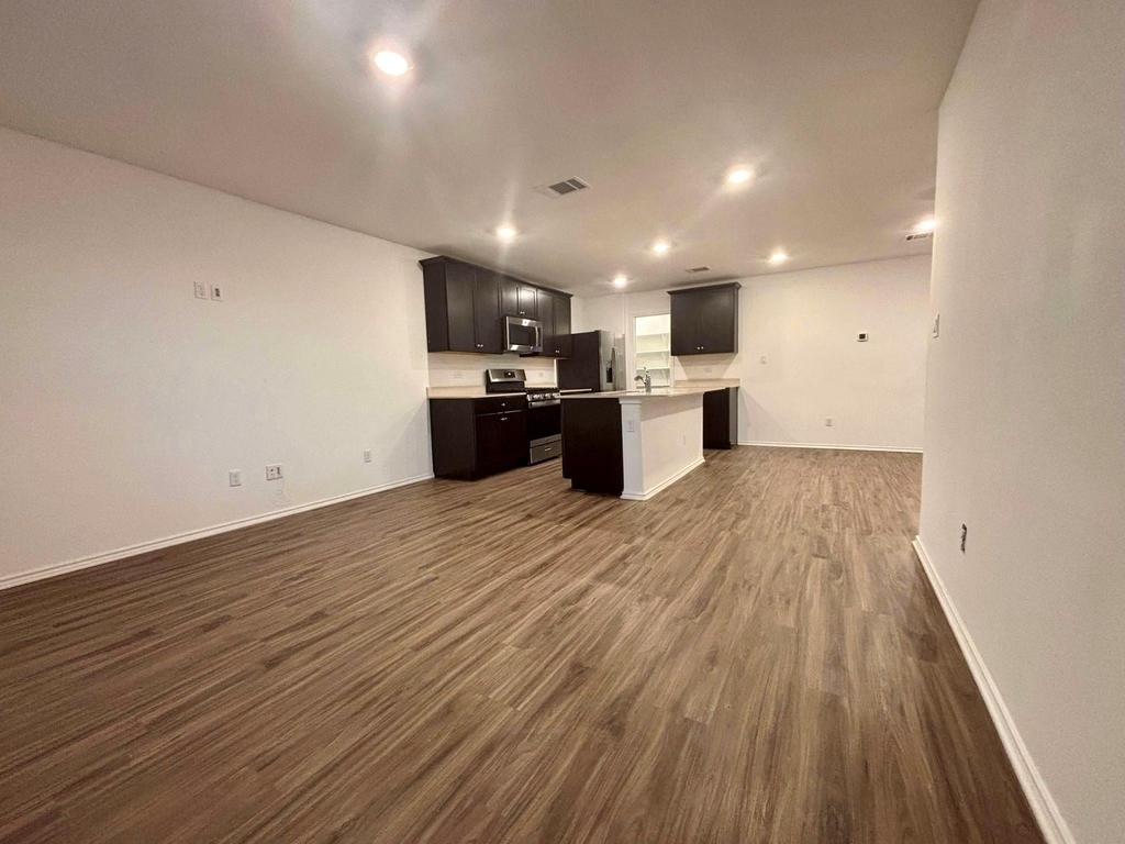 176 Andross Ln - Photo 5