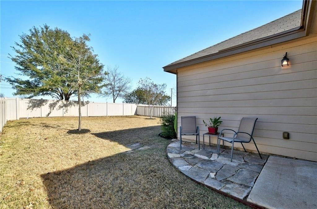 201 Edwin - Photo 17