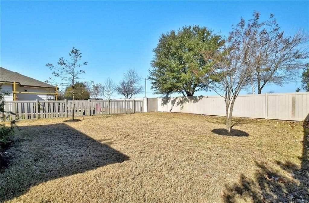 201 Edwin - Photo 18