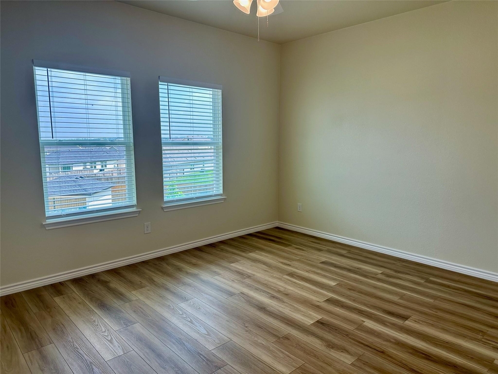 515 War Admiral Dr - Photo 17