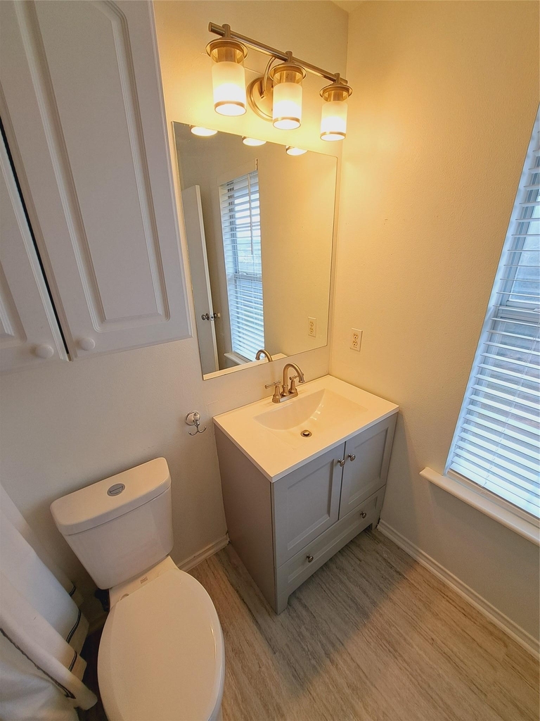 6703 Hill Oaks Dr - Photo 14