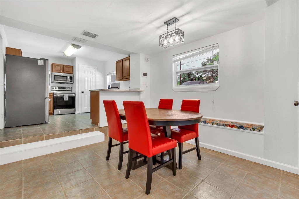 612 Mockingbird Dr - Photo 5