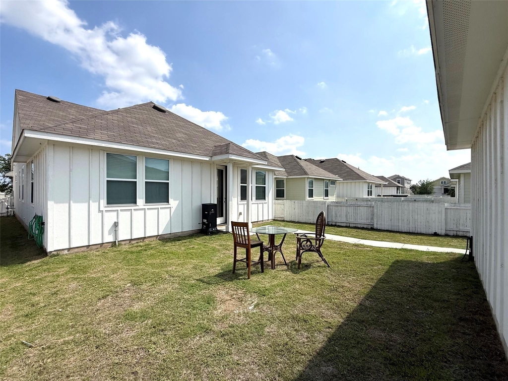 133 Fabion St - Photo 14