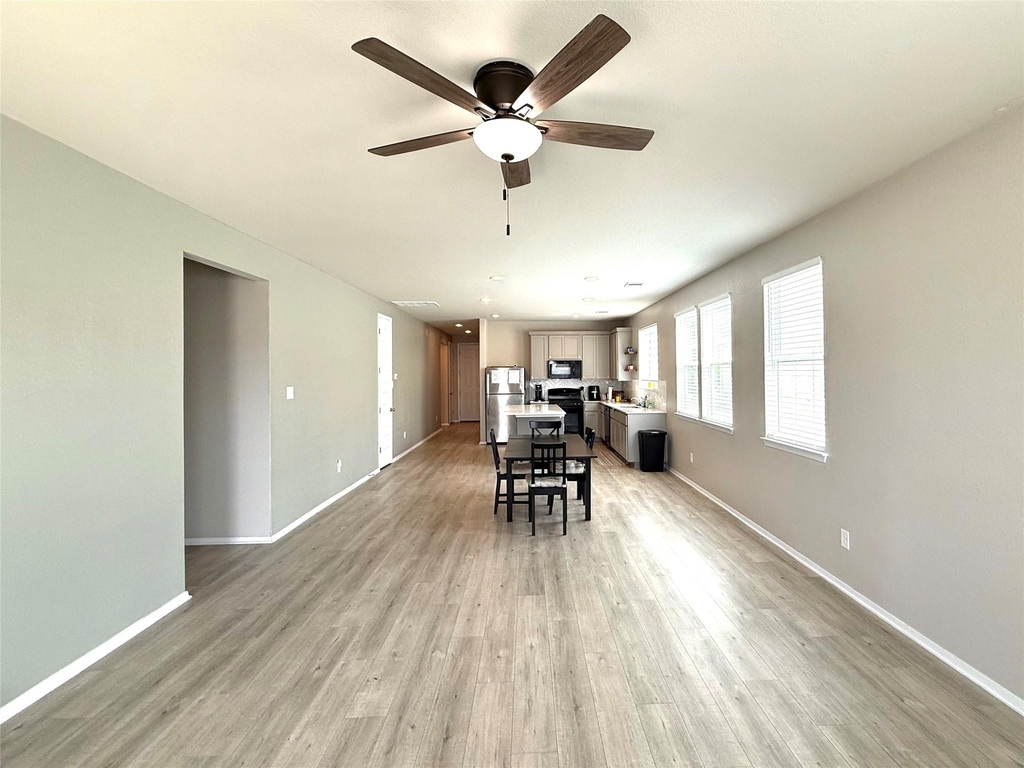 133 Fabion St - Photo 3