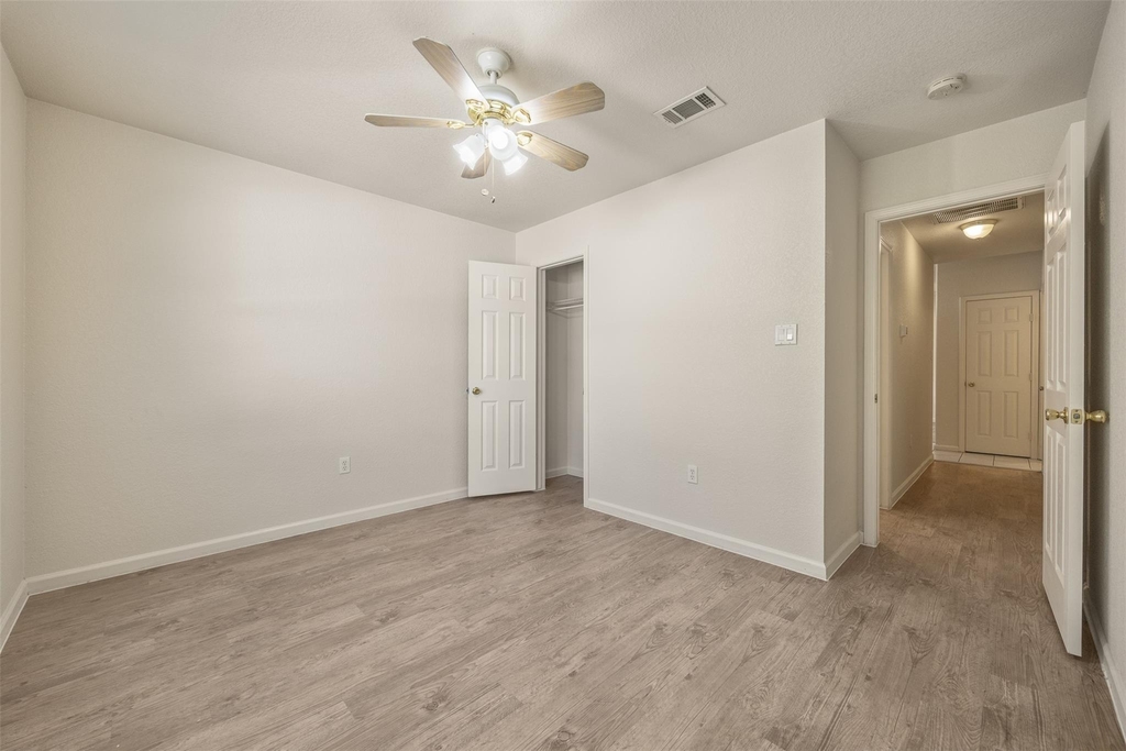 21513 Pershing Ave - Photo 6