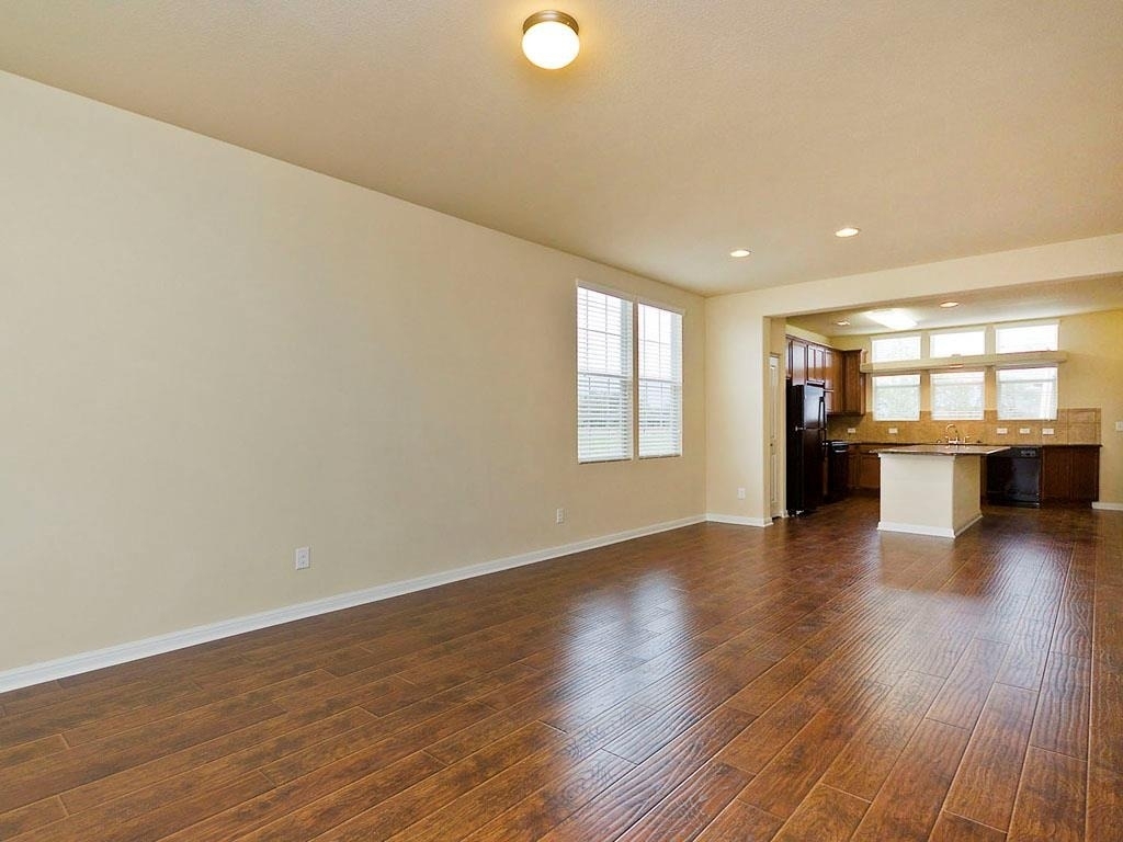 335 Rachel St - Photo 7