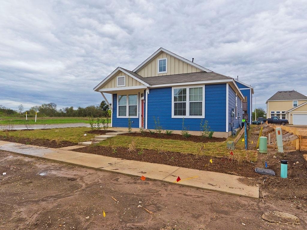335 Rachel St - Photo 5