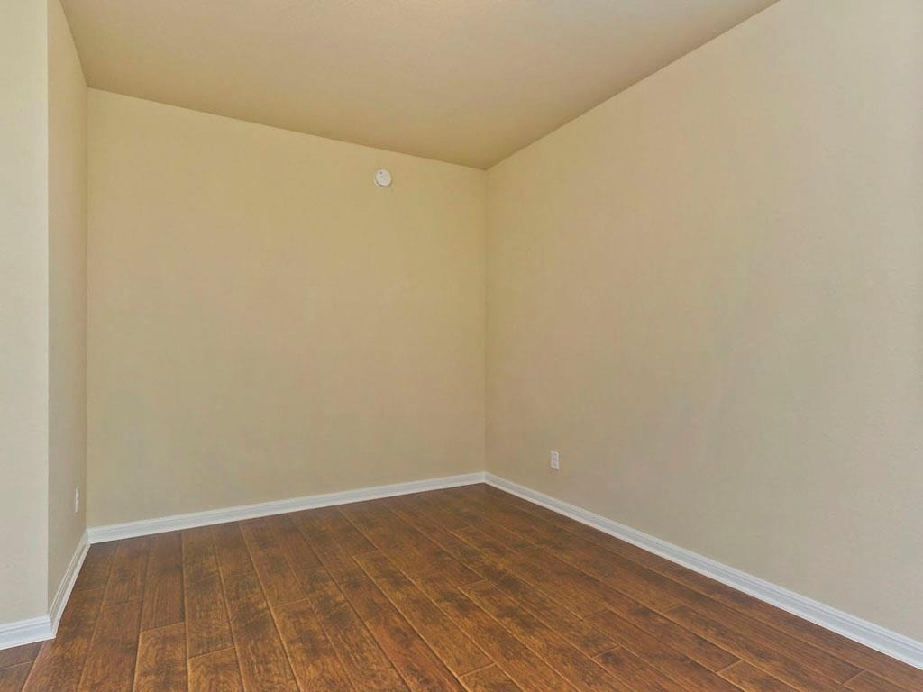 335 Rachel St - Photo 21