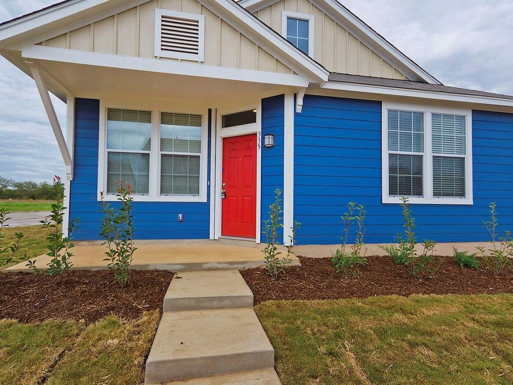 335 Rachel St - Photo 6