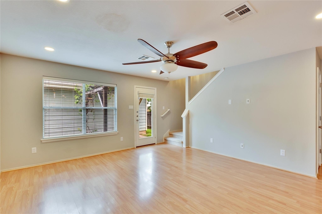 2212 Melissa Oaks Ln - Photo 12
