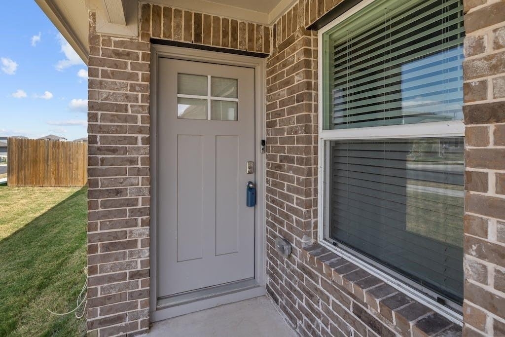 14013 Heywood Dr - Photo 9