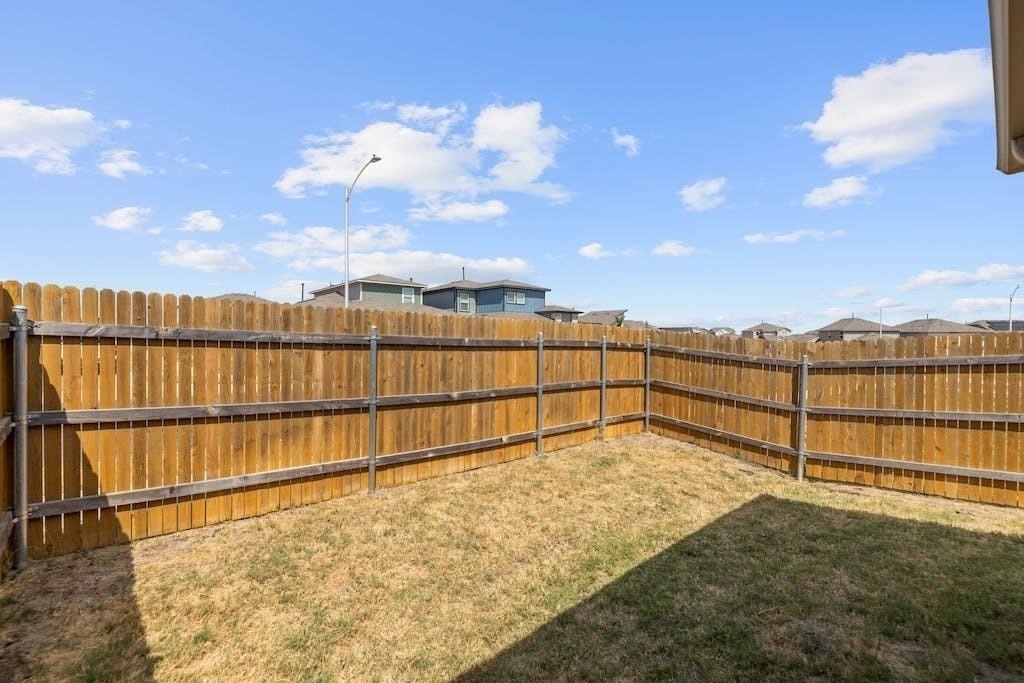 14013 Heywood Dr - Photo 29