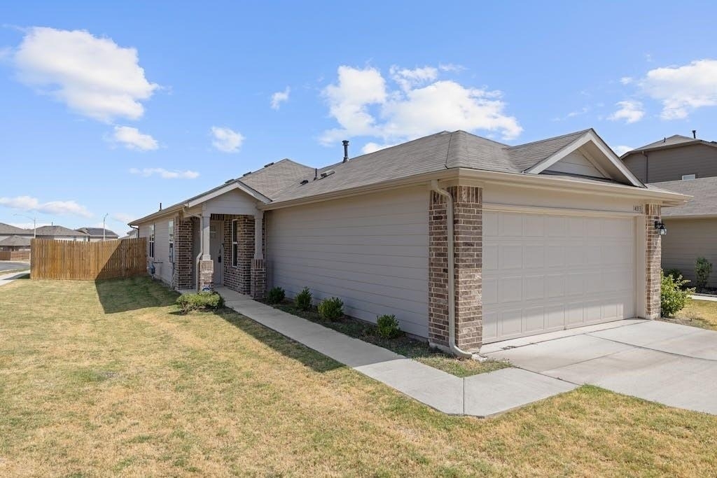 14013 Heywood Dr - Photo 1