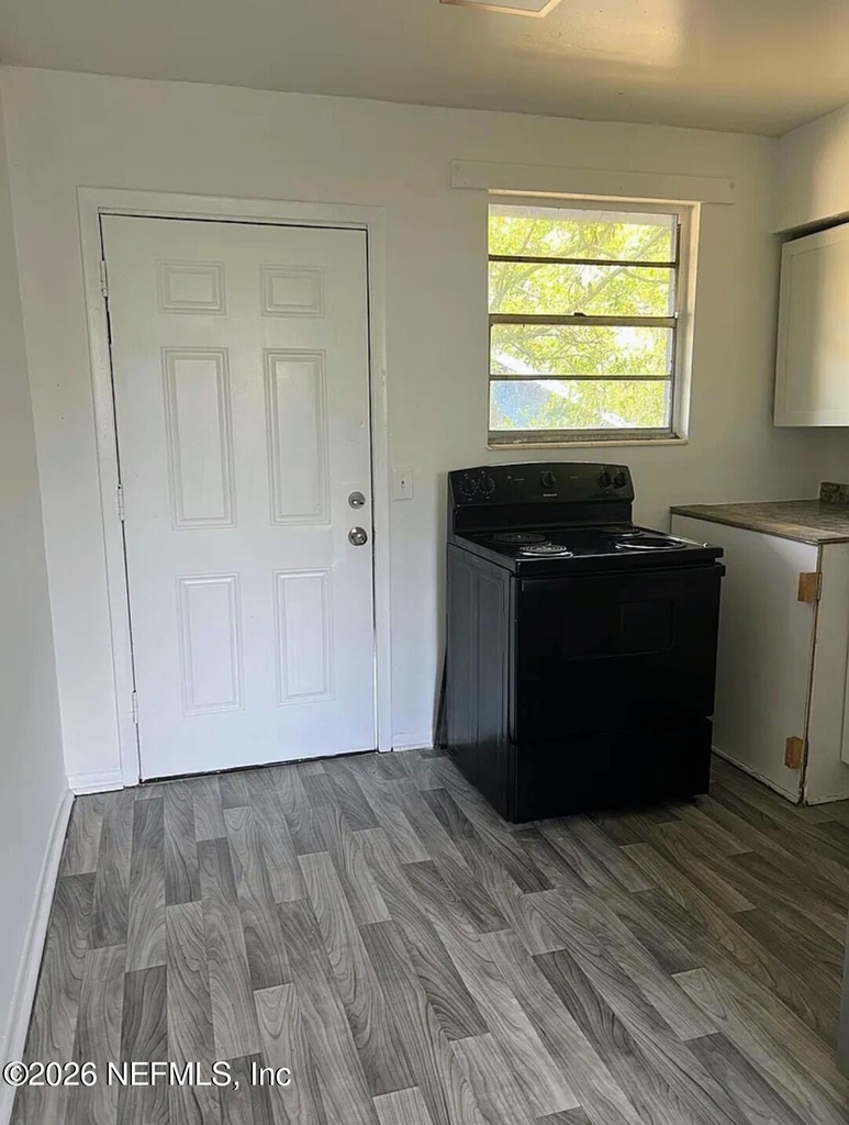 1554 W 22nd Street - Photo 1