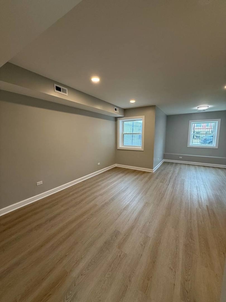 3247 W Thomas Street - Photo 3