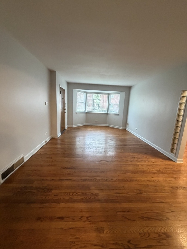 312 E 83rd Street - Photo 6