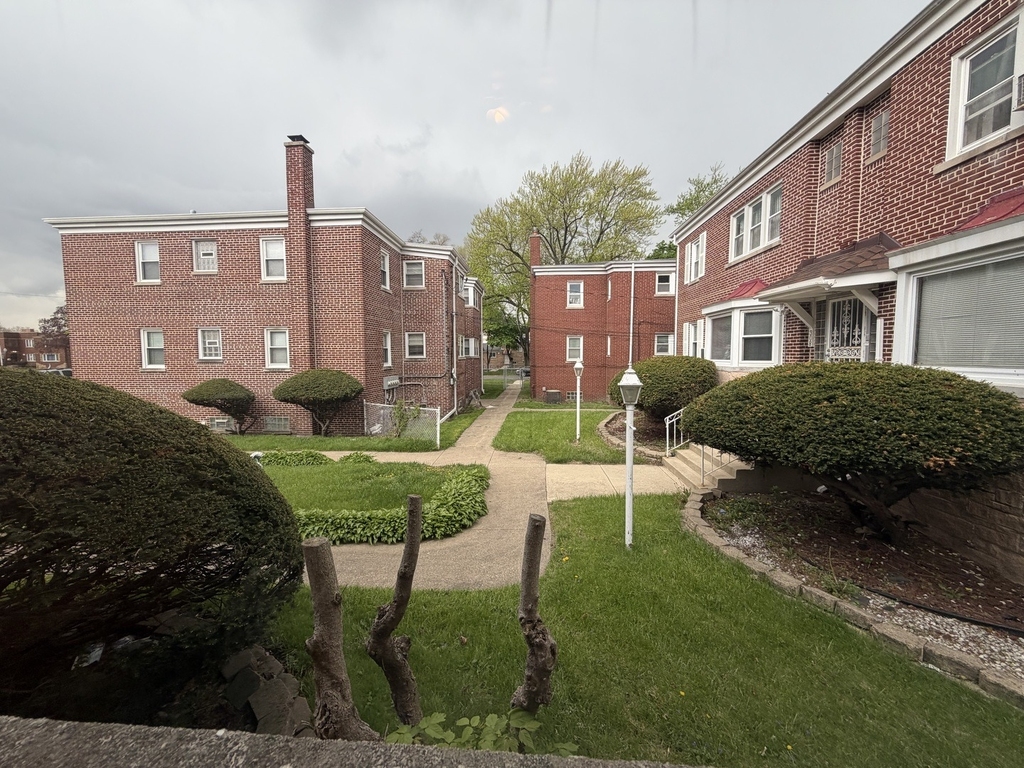312 E 83rd Street - Photo 1