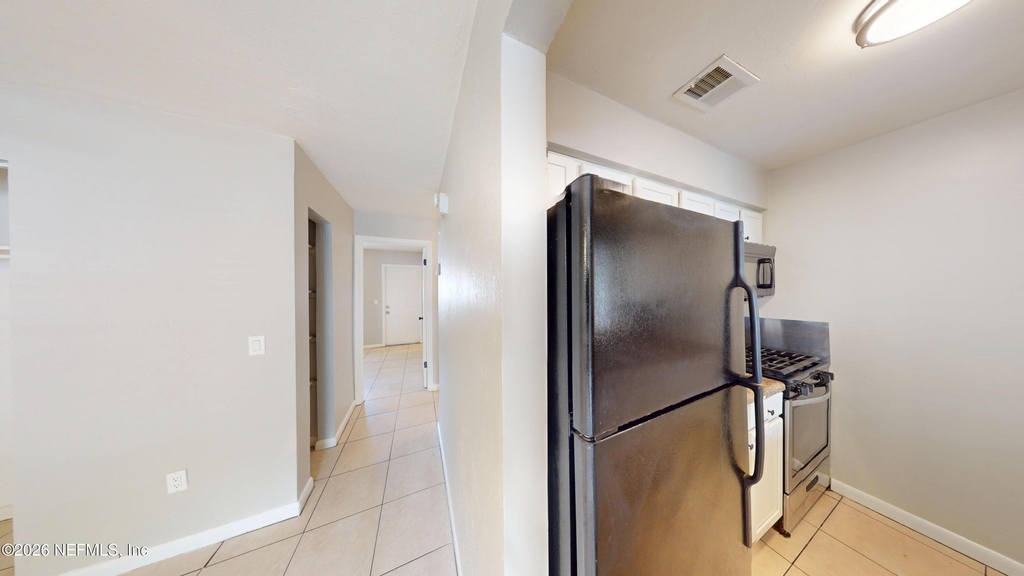 1010 Bronson Street - Photo 5