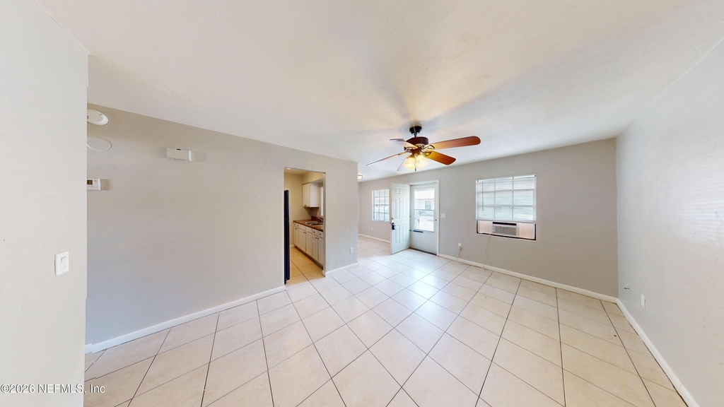 1010 Bronson Street - Photo 2