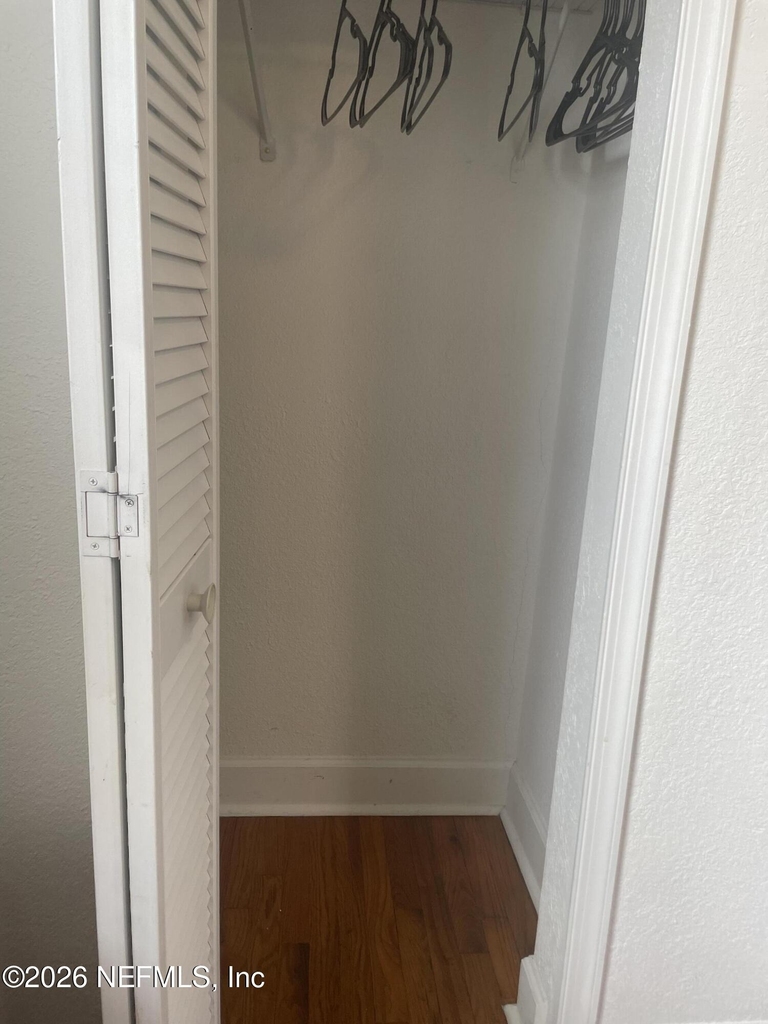 319 1st Avenue N - Photo 29