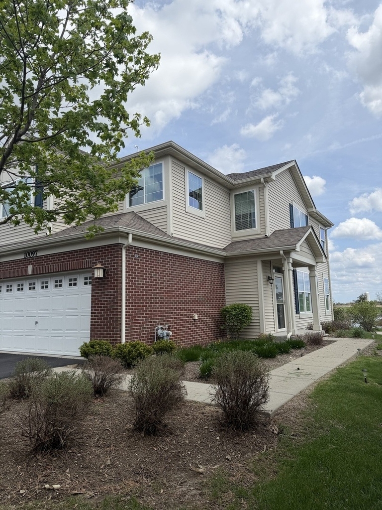 10097 Cummings Street - Photo 0