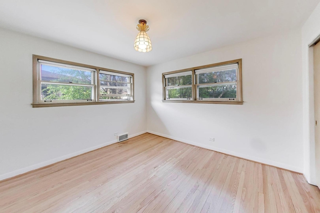 8840 Keeler Avenue - Photo 11