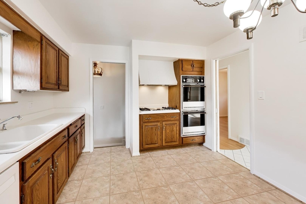 8840 Keeler Avenue - Photo 7