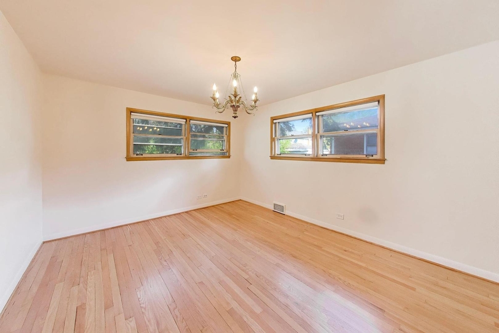 8840 Keeler Avenue - Photo 9