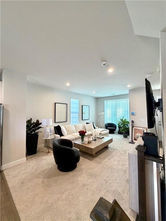 2000 Fortuna Street - Photo 7