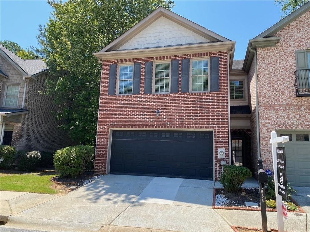 1664 Oakbrook Lake Drive - Photo 2