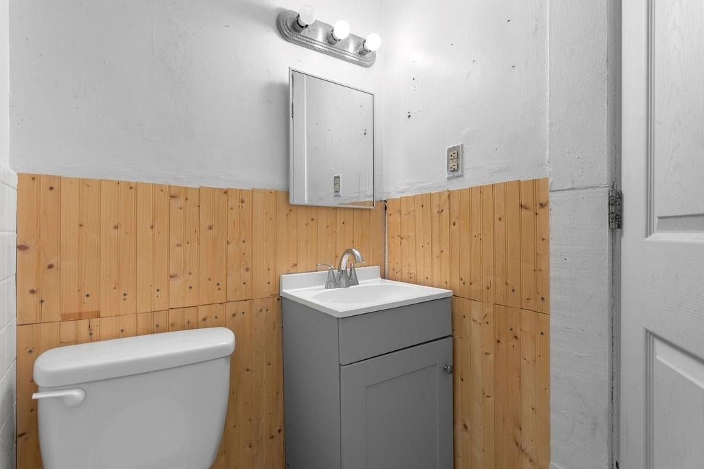 1742 Ware Avenue - Photo 12