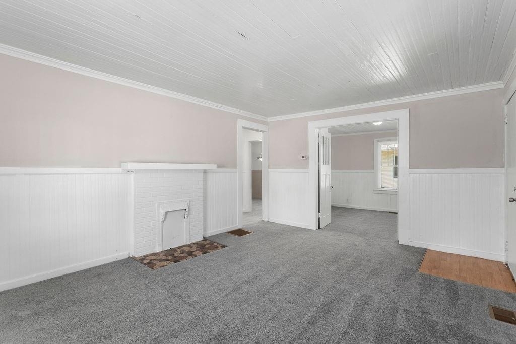 1742 Ware Avenue - Photo 3