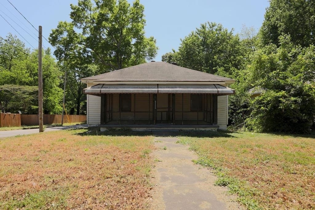 1742 Ware Avenue - Photo 0