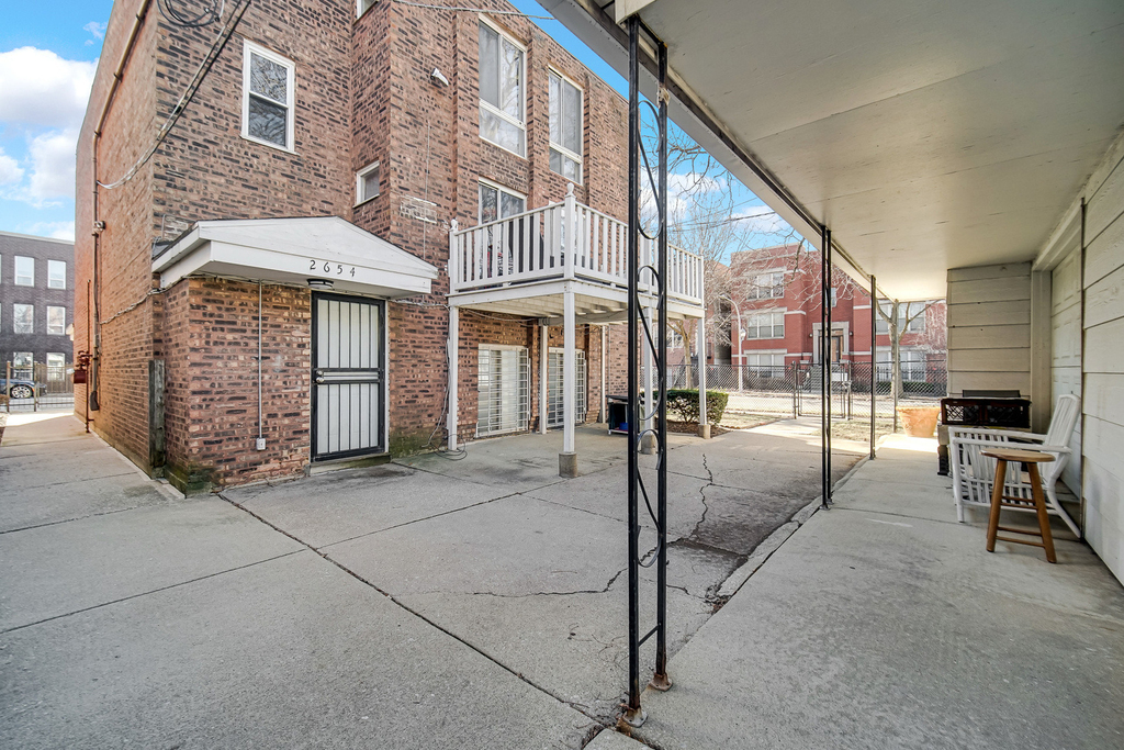 2654 W 12th Place - Photo 4