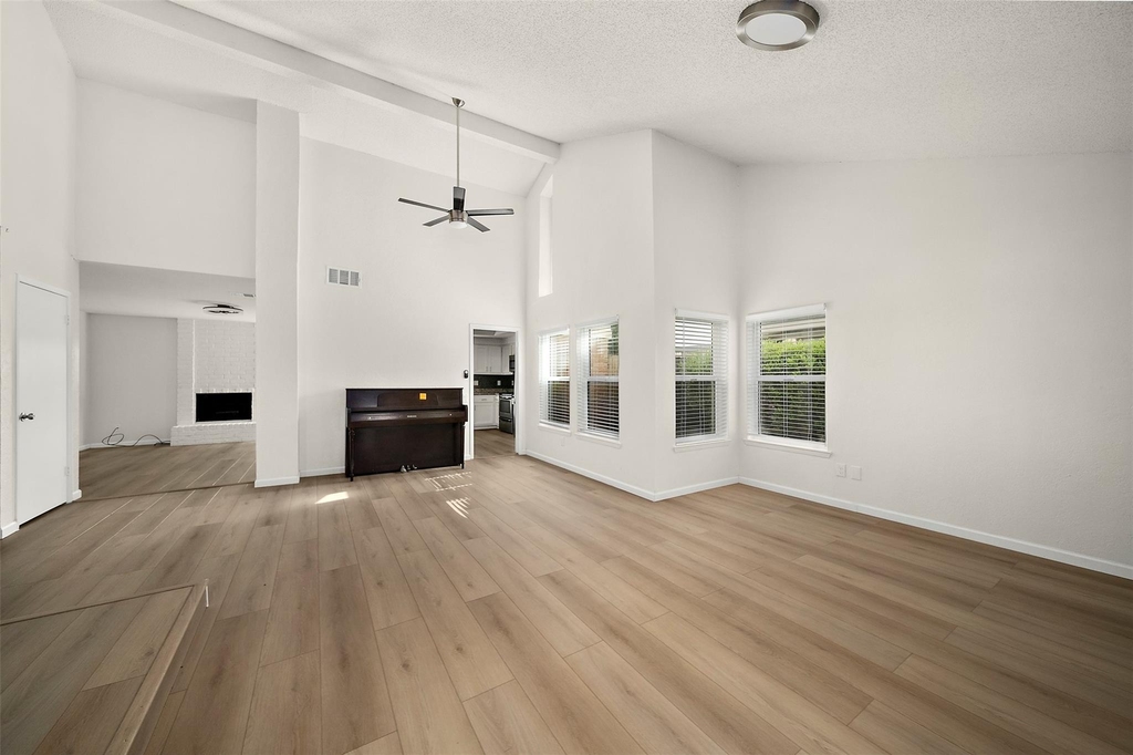 3219 The Highlands Drive - Photo 7