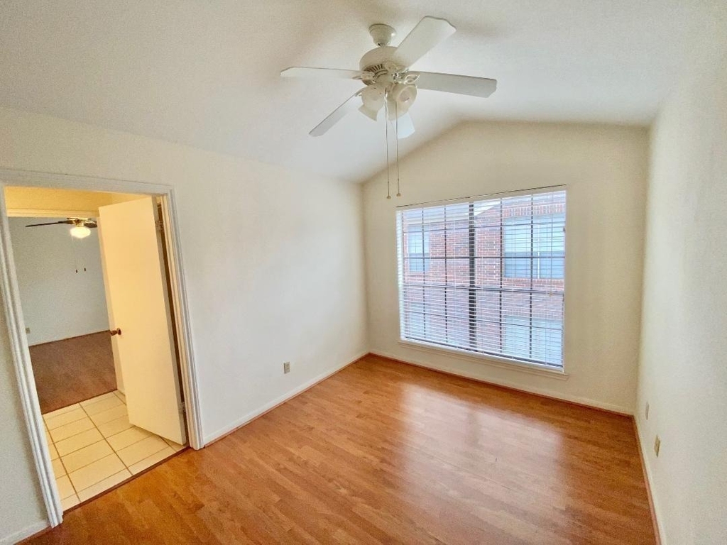2121 El Paseo Street - Photo 16