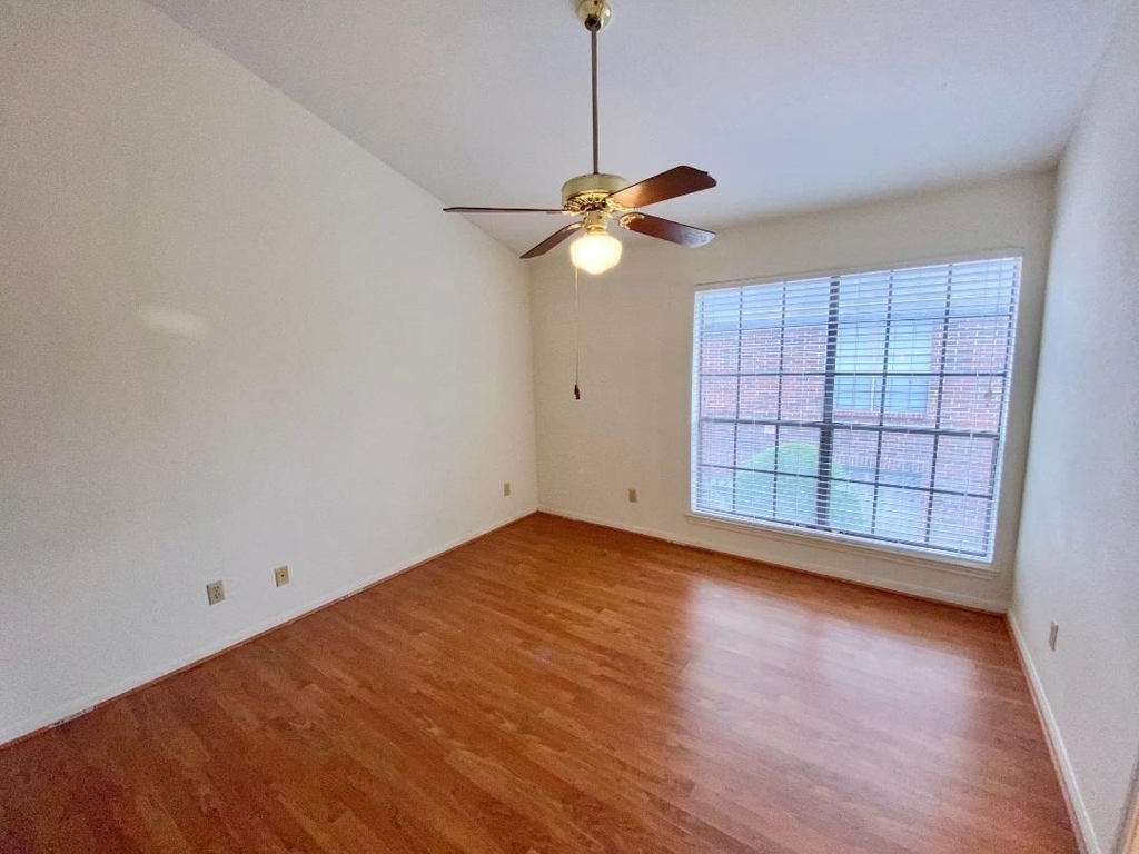 2121 El Paseo Street - Photo 10