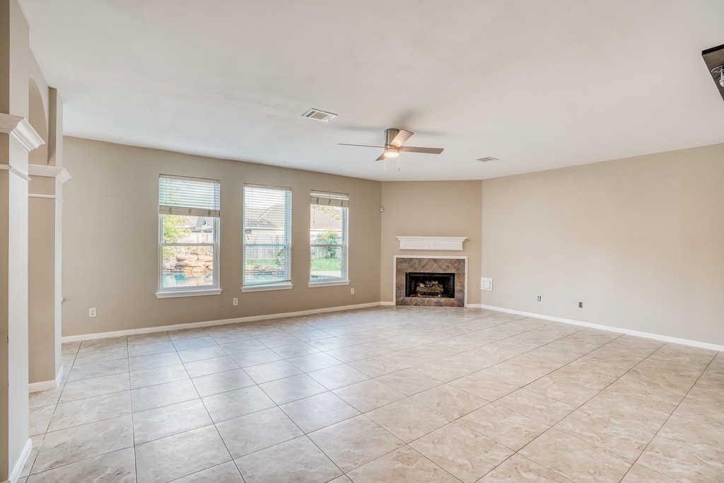 2309 San Augustine Lane - Photo 2