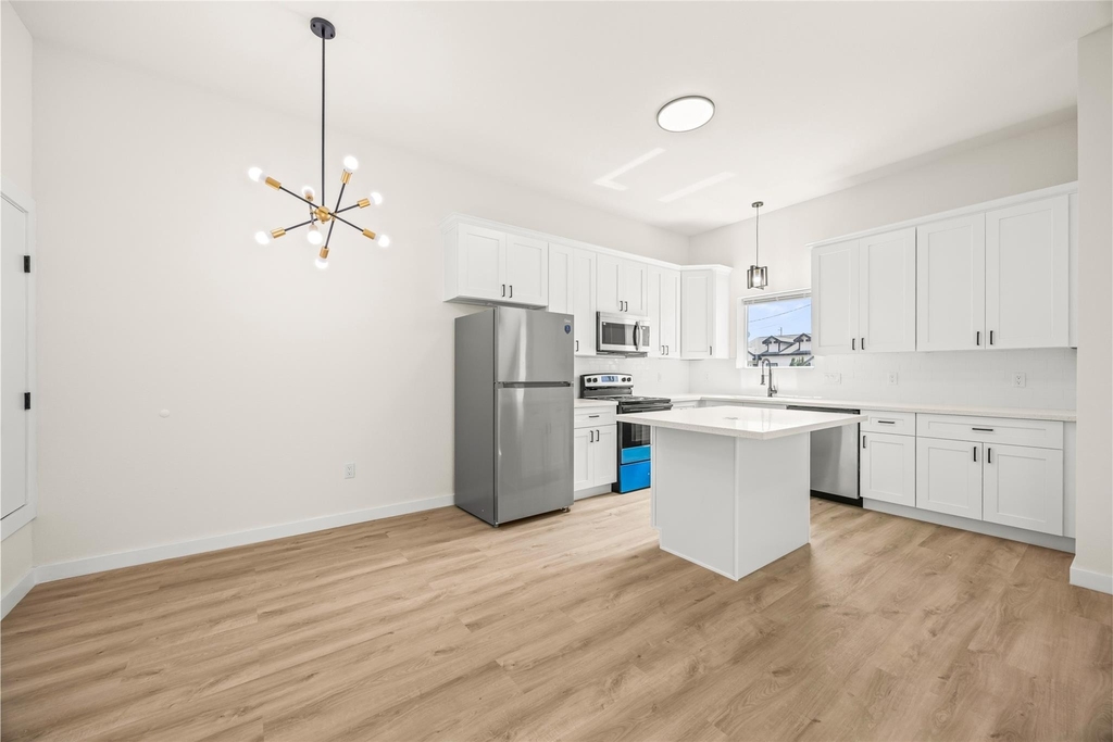 9709 Pelsey Street - Photo 20