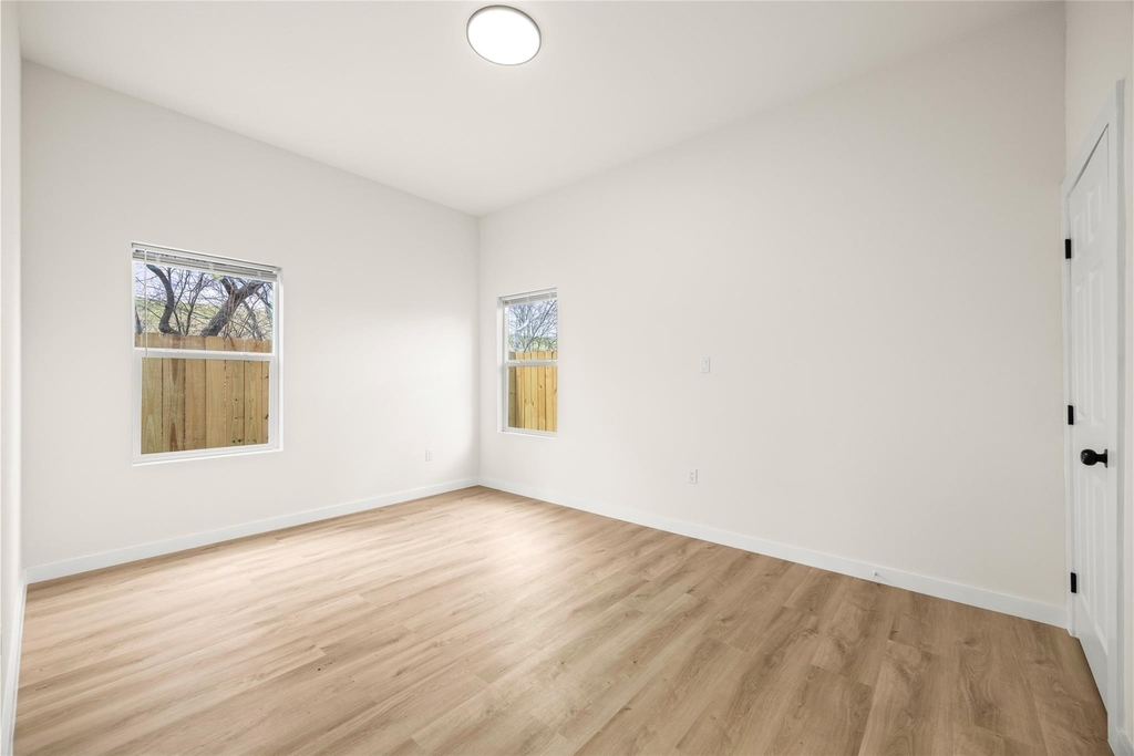 9709 Pelsey Street - Photo 9