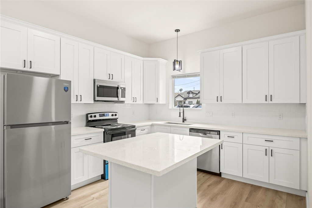 9709 Pelsey Street - Photo 18