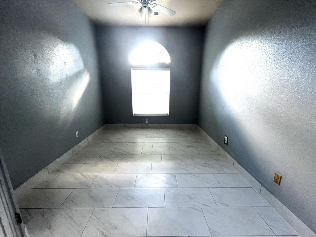 2318 Pheasant Creek - Photo 7