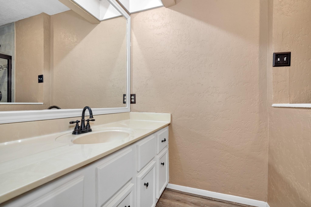 2001 Lakewood Court - Photo 19