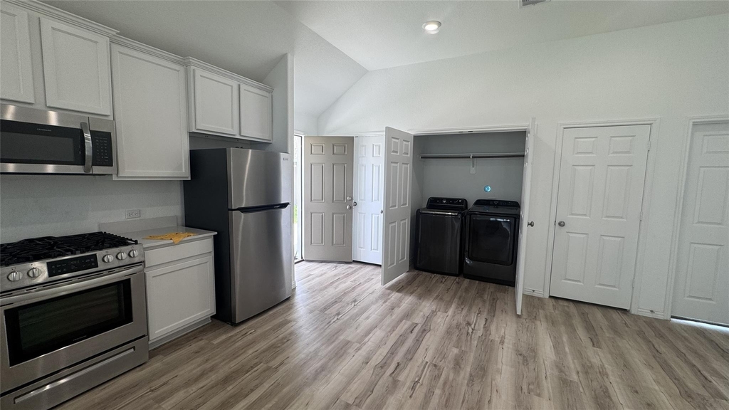 15746 Harding Bend Drive - Photo 4