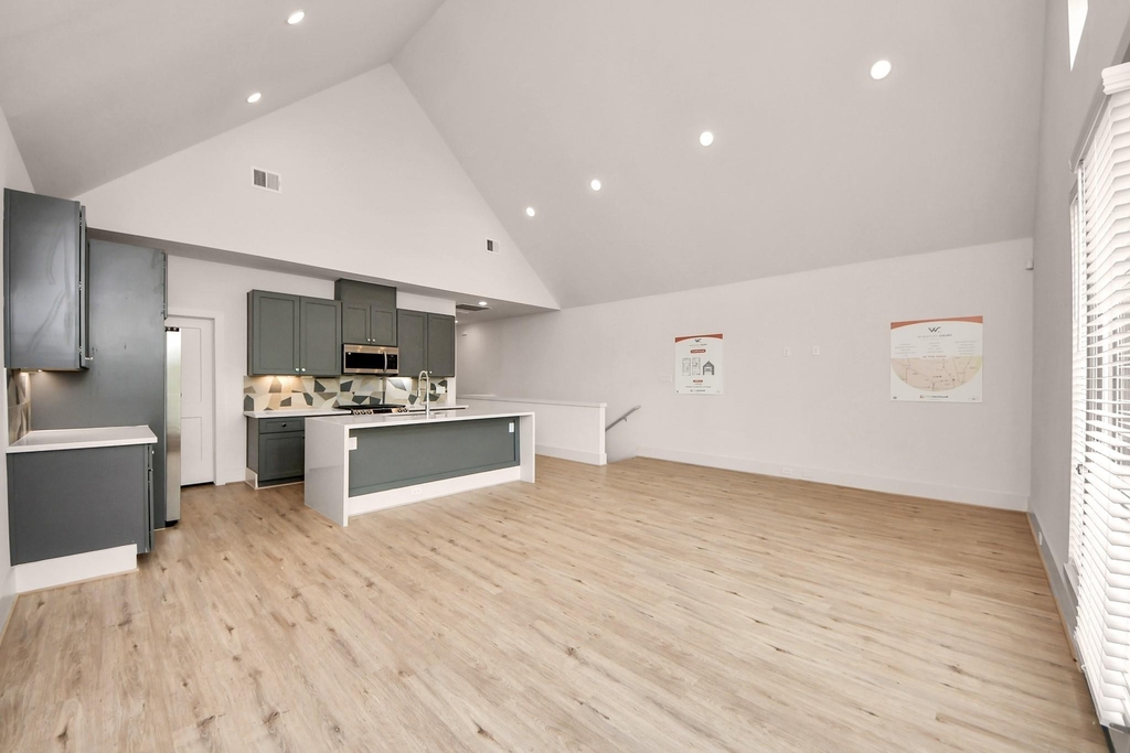 1042 Homer Street - Photo 12