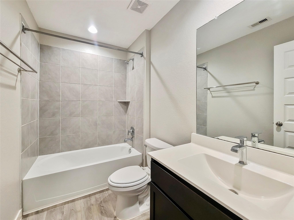 8122 Hush Heights Drive - Photo 11