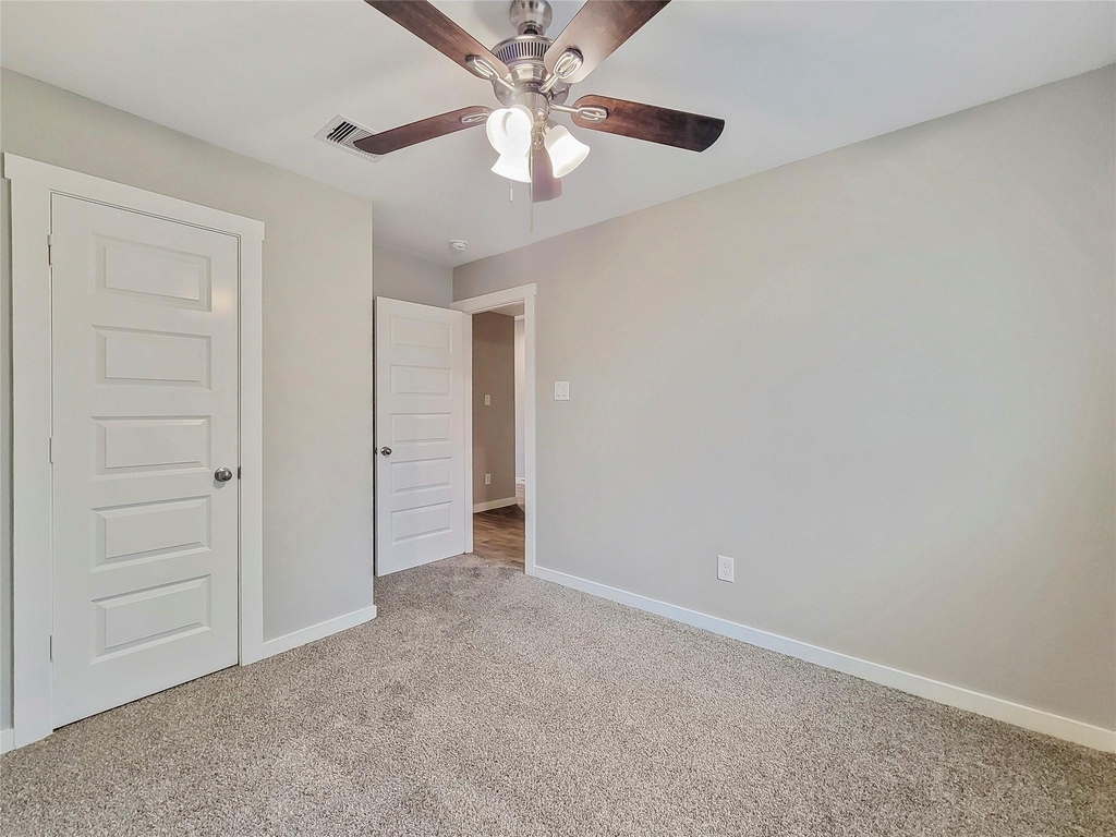 8122 Hush Heights Drive - Photo 9