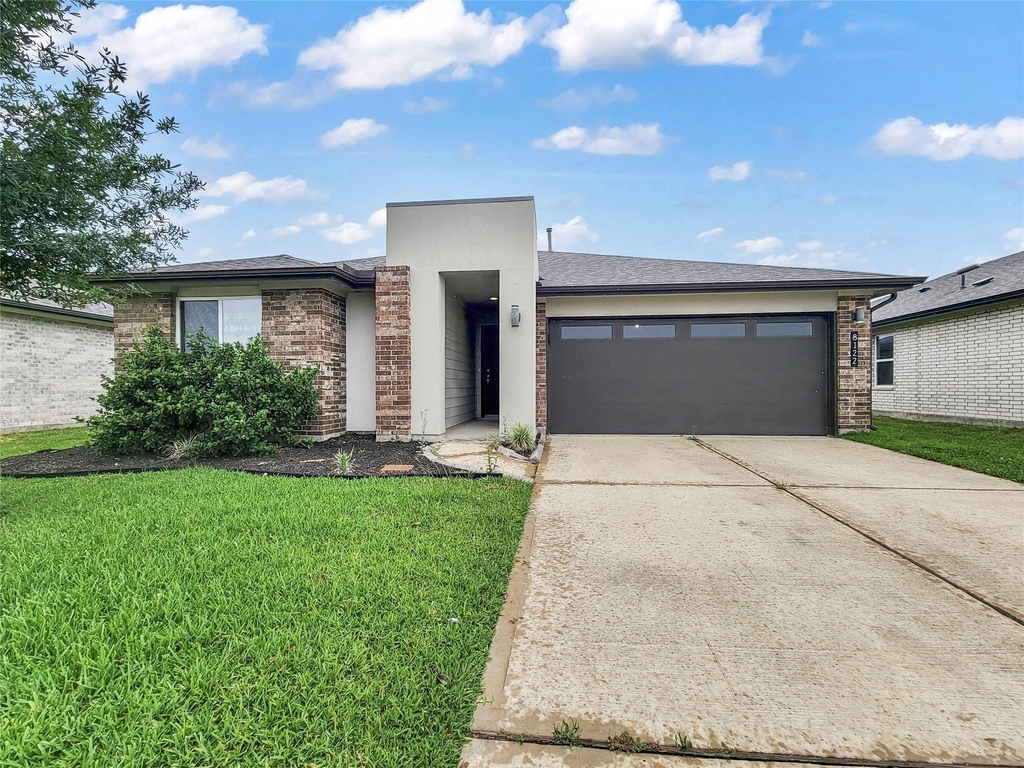8122 Hush Heights Drive - Photo 0