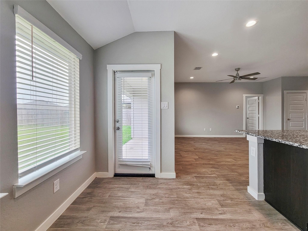 8122 Hush Heights Drive - Photo 6